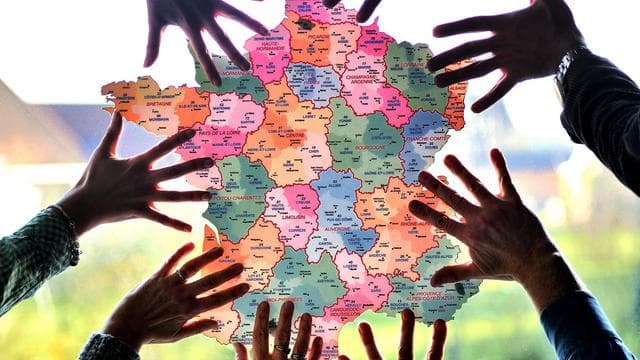 logo région de France.jpg